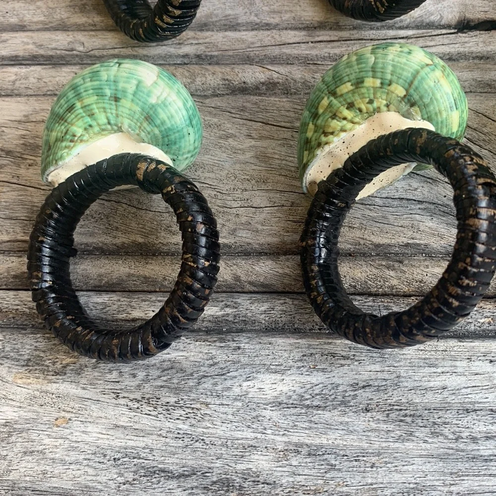 Vintage Seashell Napkin Rings - Picture 12 of 13